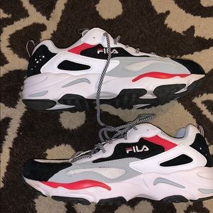 Fila trainers dinosaur stompers Clearance